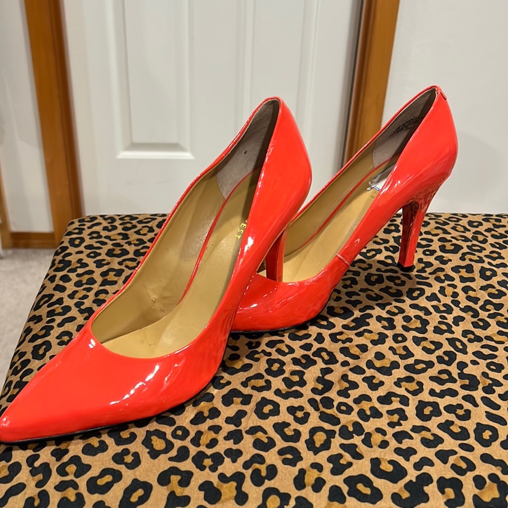 Heels salmon 3/1/2 inch heels